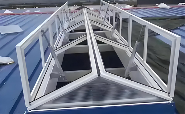 向阳街道排烟窗