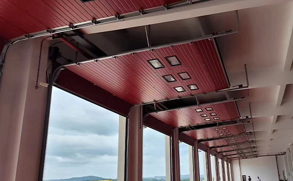 向阳街道工业翻板门