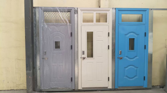 向阳街道学校教室门