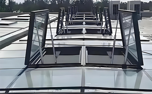 向阳街道兰州向阳街道排烟窗选型安装与维护实用指南