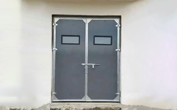 向阳街道工业门在高温作业区域的运行表现