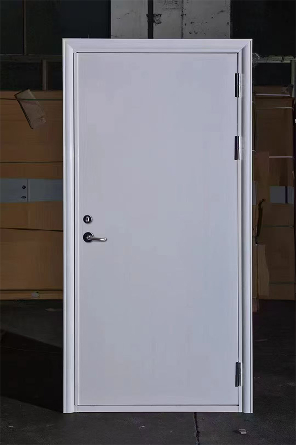 社区活动中心加装向阳街道防火门保障居民安全 社区活动中心加装向阳街道防火门保障居民安全